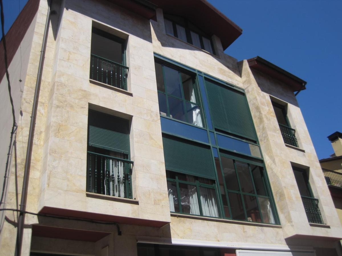 Apartamento Arriondas Dış mekan fotoğraf